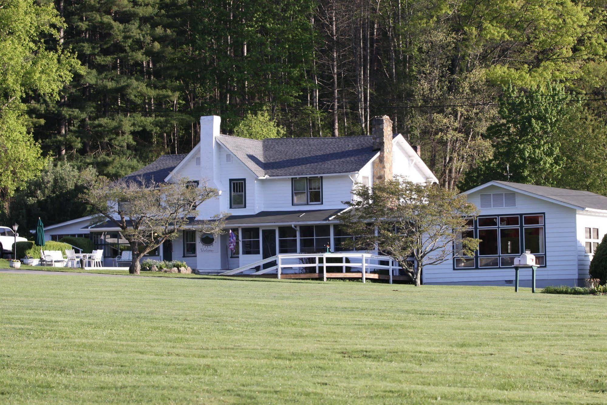 Pisgah View Ranch Hotel Candler Exterior photo