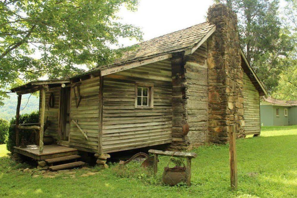 Pisgah View Ranch Hotel Candler Exterior photo